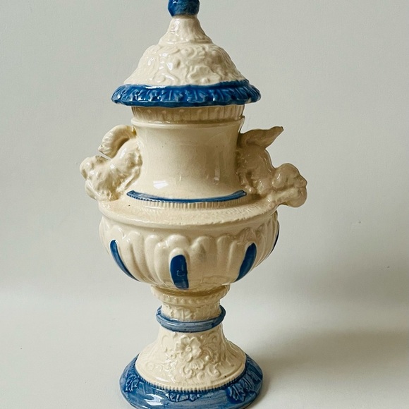 Antique Ornate Blue - White Porcelain Potpourri Lidded Jar H 9 Inch - Picture 13 of 13